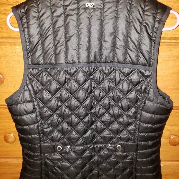 Vest - Picture 3 of 3